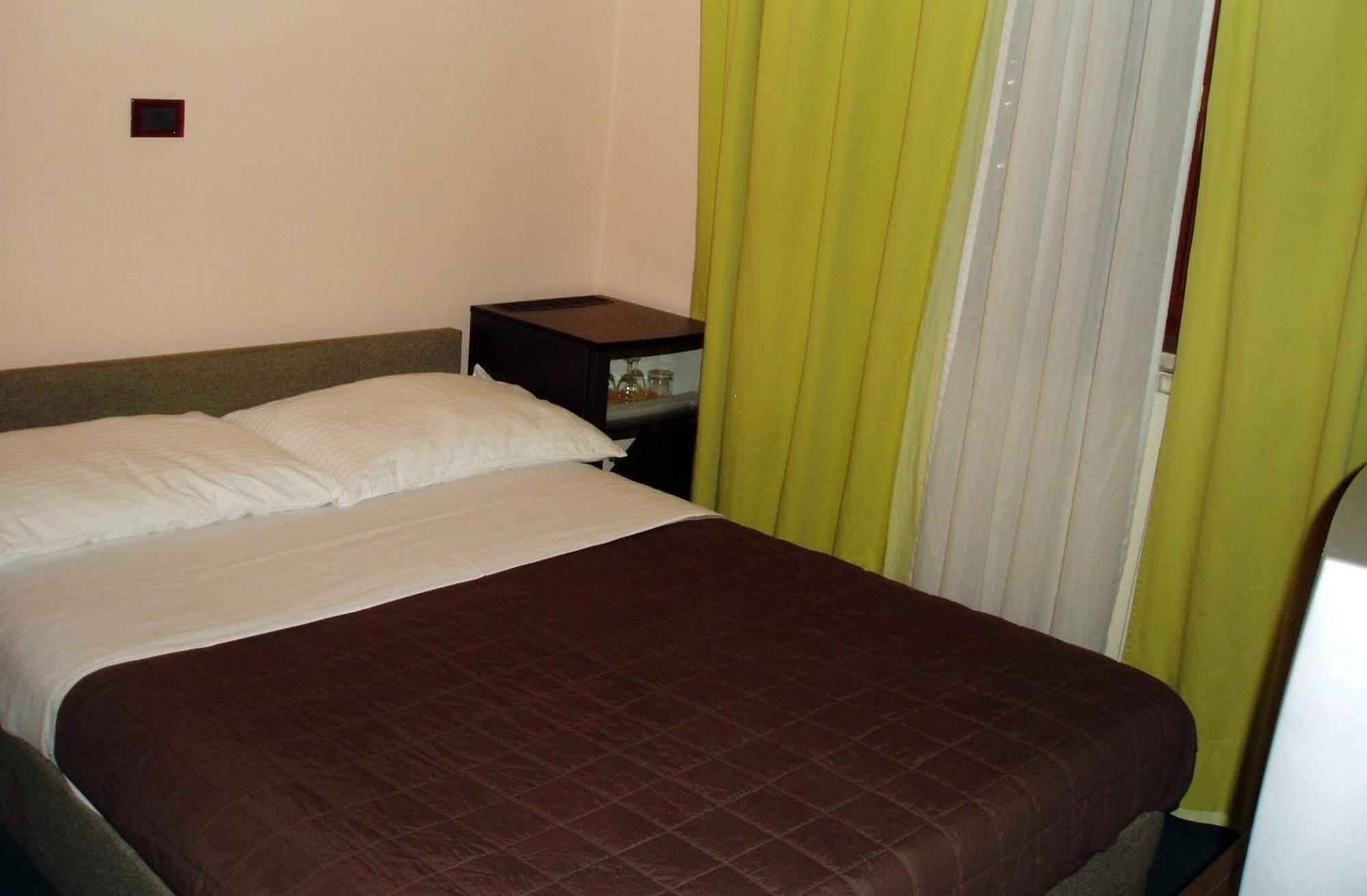 Hotel Zephyr - Plovanija Buje Rum bild